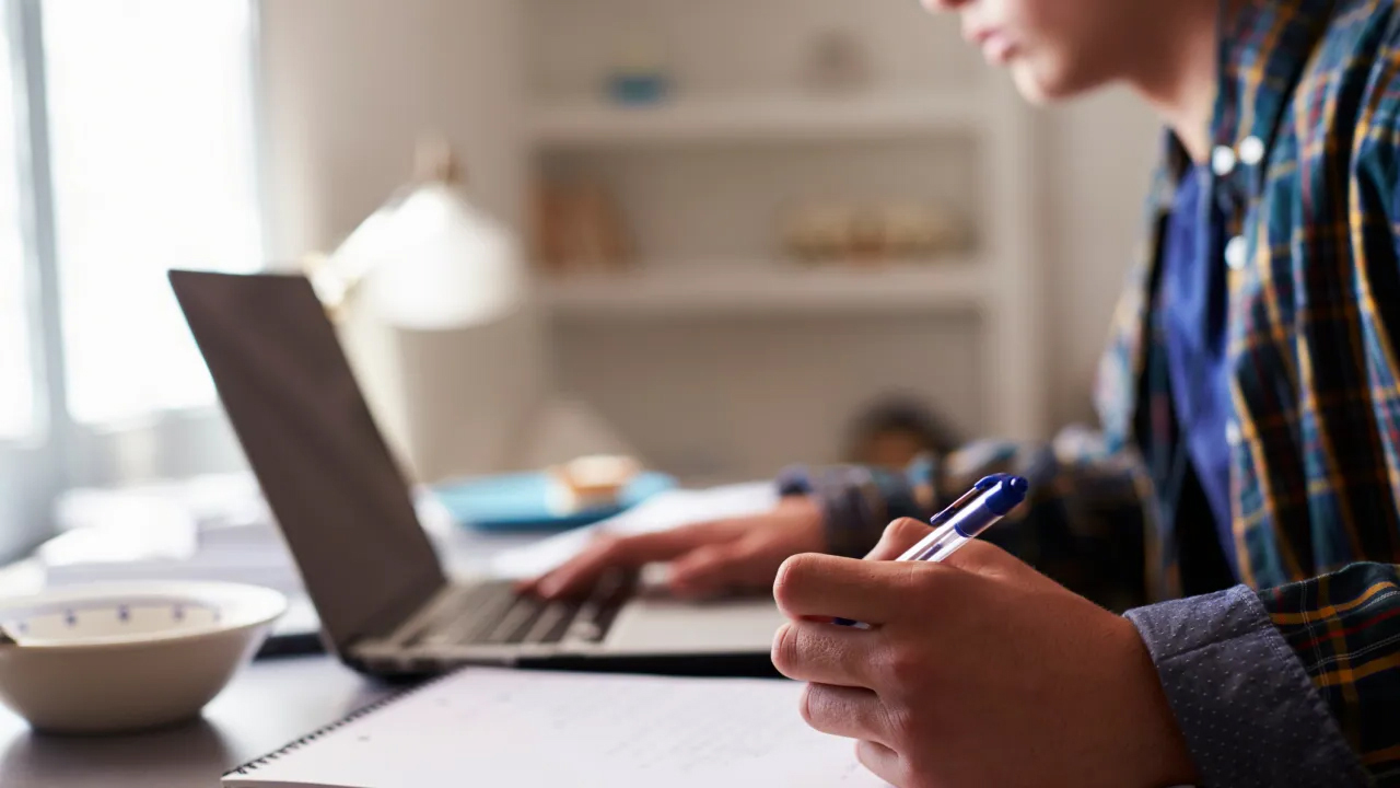 [[:ERROR:altTitleInternal property not found]]